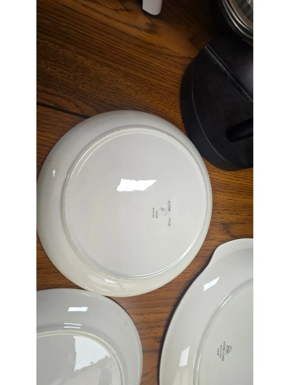 Salem Autumn Leaf Pattern Ceramic Plates and Serving Dish Set